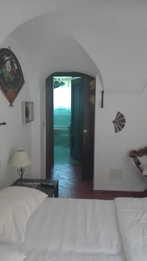 Il Pozzo E Il Melograno Bed & Breakfast Finale Ligure
